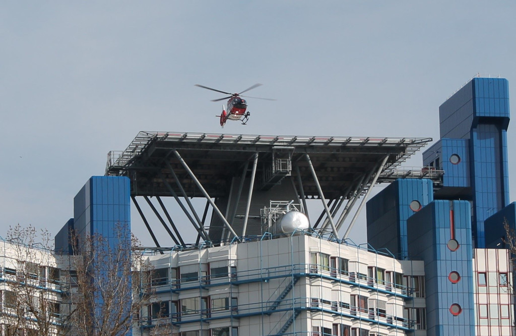 Hubschrauberlandeplatz auf dem Klinikum